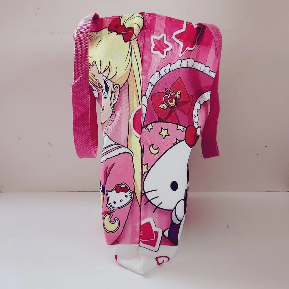 Hello Kitty x Sailor Moon Usagi Tsukino Tote Bag - Picture 4 of 6